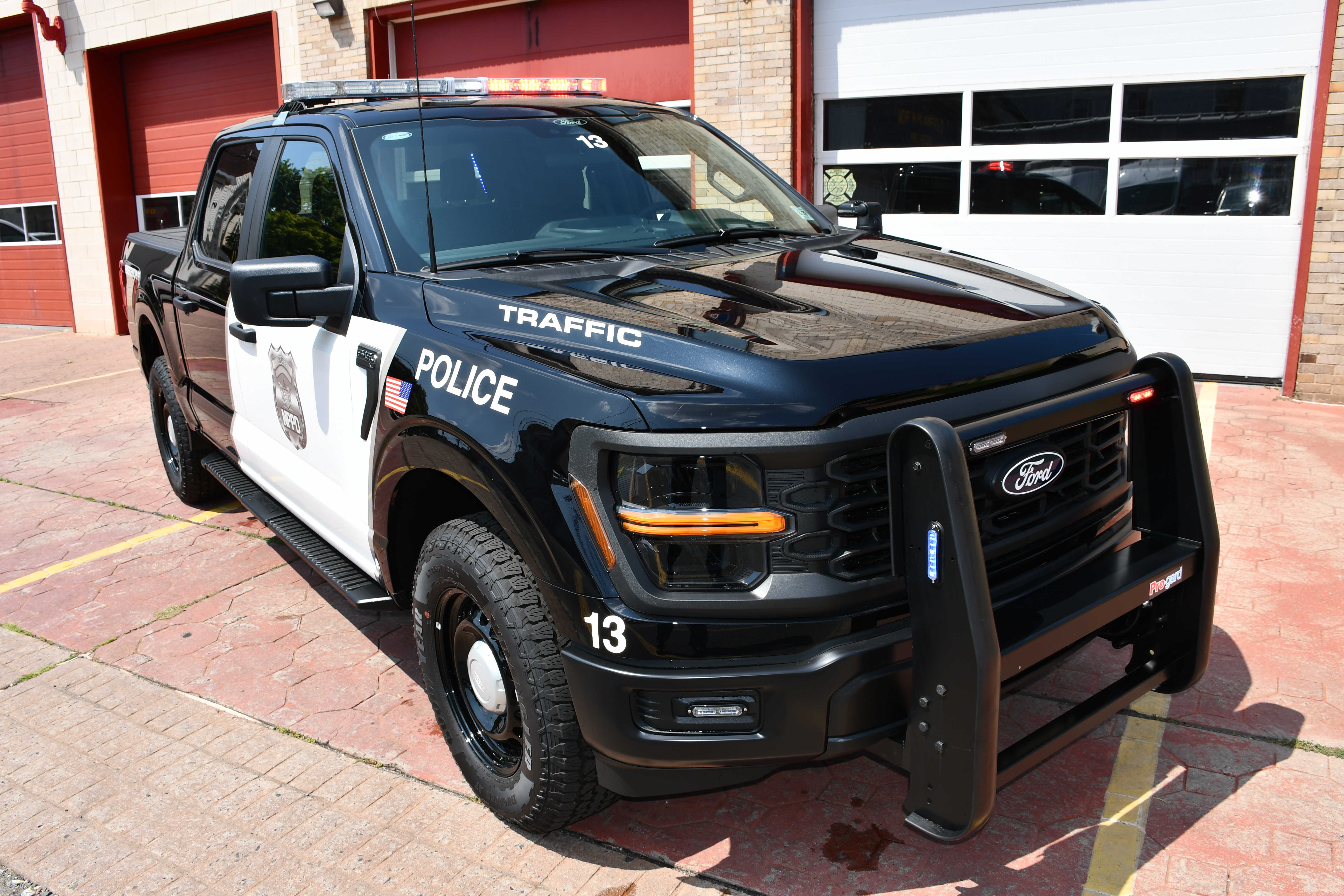 2024 Ford F150 Police Vehicle Photo 3